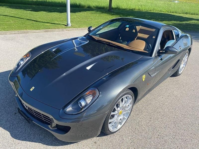 Gebraucht Ferrari 599 620 PS (456 kW) 2010 Anthrazit Coupé