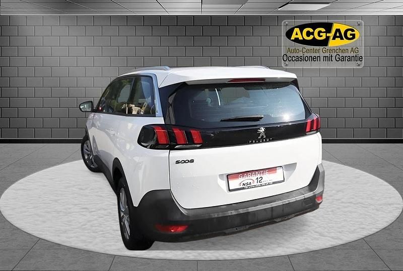 Gebraucht Peugeot 5008 Business-Line 130 PS (95 kW) 2019 Van / Kleinbus