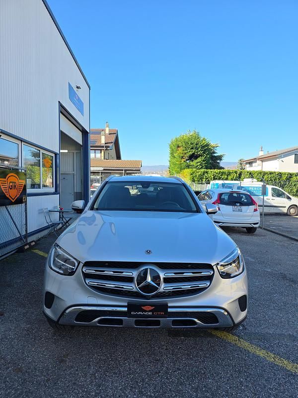 Gebraucht Mercedes GLC200 197 PS (144 kW) 2020 SUV