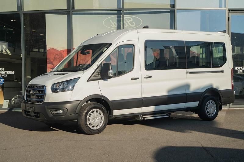 Weiss Neu 2025 Ford E-Transit Trend Van | CHF 62’500 - Bild 1/4