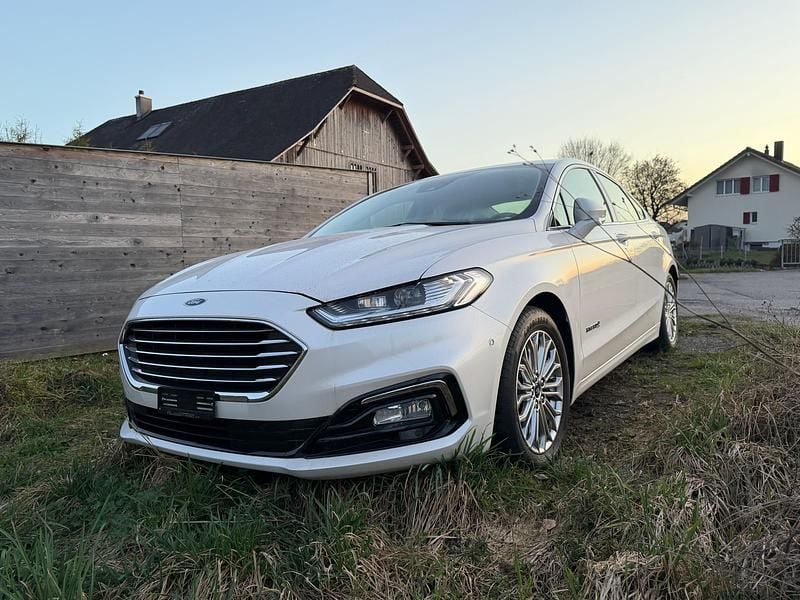 Gebraucht Ford Mondeo 188 PS (138 kW) 2020