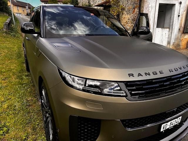 Gebraucht Land Rover Range Rover Sport 635 PS (467 kW) 2024 SUV