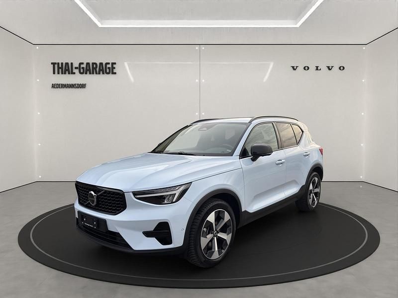 Blau Gebraucht 2024 Volvo XC40 Plus SUV | CHF 41’200 (Fairer Preis) - Bild 1/4