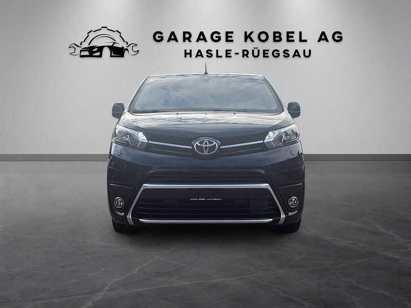 Gebraucht Toyota Proace Verso 177 PS (130 kW) 2022 Kombi