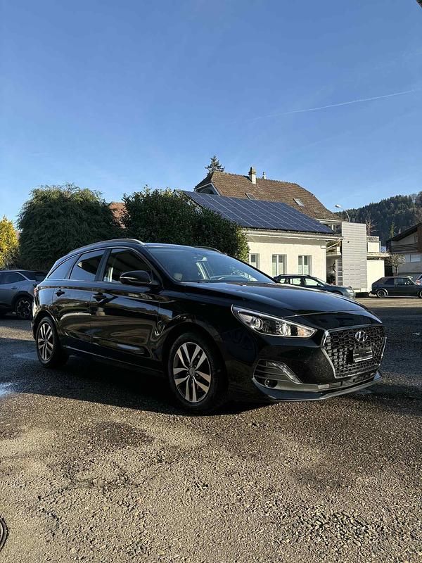 Gebraucht Hyundai i30 140 PS (102 kW) 2018 Kombi