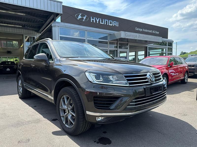 Gebraucht VW Touareg Terrain Tech 262 PS (192 kW) 2015 Braun SUV