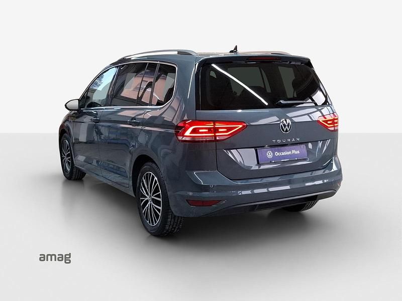 Gebraucht VW Touran Highline 150 PS (110 kW) 2024 Delfingrau metallic Van / Kleinbus