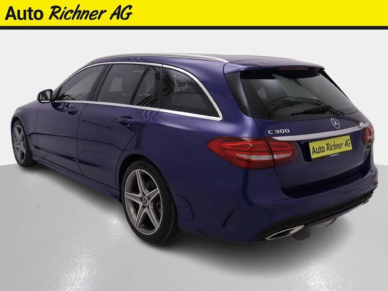 Gebraucht Mercedes C300 AMG line 245 PS (180 kW) 2017 Blau Kombi
