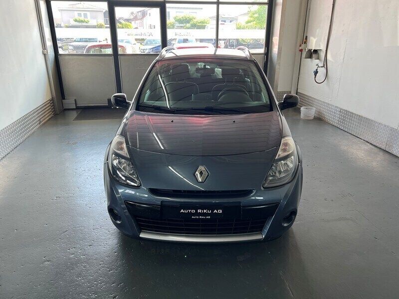 Gebraucht Renault Clio II 103 PS (75 kW) 2010 Kombi