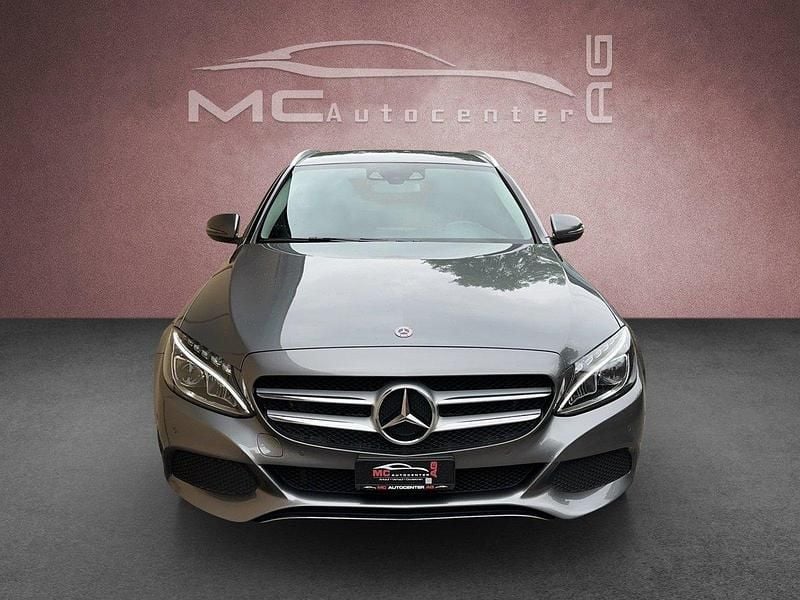 Gebraucht Mercedes C180 AMG line 156 PS (114 kW) 2018 Kombi