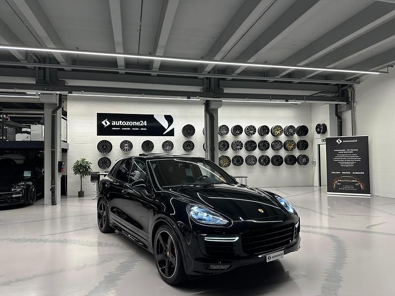 Gebraucht 2016 Porsche Cayenne SUV | CHF 45’900 - Bild 1/4