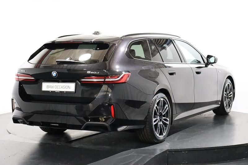 Gebraucht BMW 520 Comfort Edition 208 PS (152 kW) 2024 Schwarz Kombi