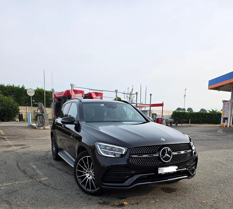 Gebraucht Mercedes GLC220 AMG line 194 PS (142 kW) 2022