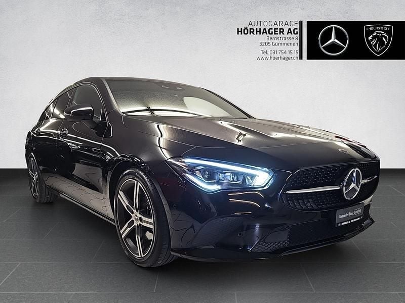Gebraucht Mercedes CLA200 Shooting Brake Progressive 162 PS (119 kW) 2020 Schwarz Kombi