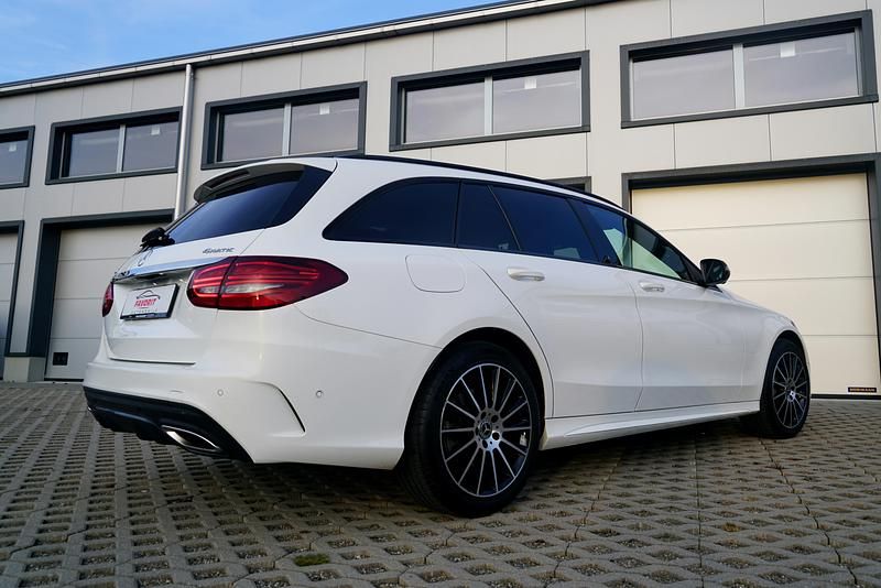 Gebraucht Mercedes C200 AMG line 184 PS (135 kW) 2020