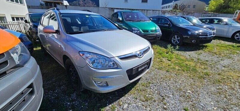 Gebraucht Hyundai i30 Comfort 126 PS (92 kW) 2009 Kombi