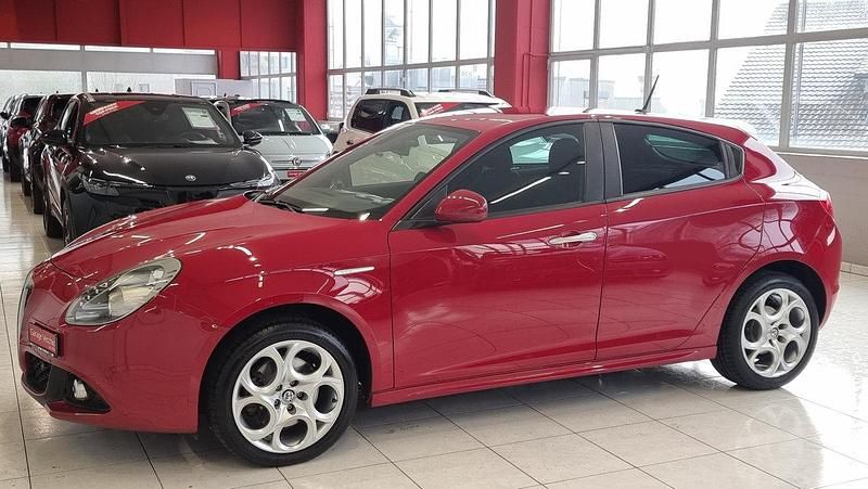 Gebraucht Alfa Romeo Giulietta 150 PS (110 kW) 2018 Limousine