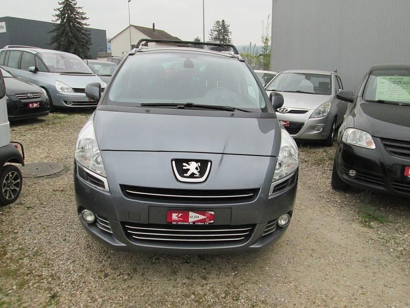 Gebraucht Peugeot 5008 Active 156 PS (114 kW) 2012 Anthrazit Van / Kleinbus