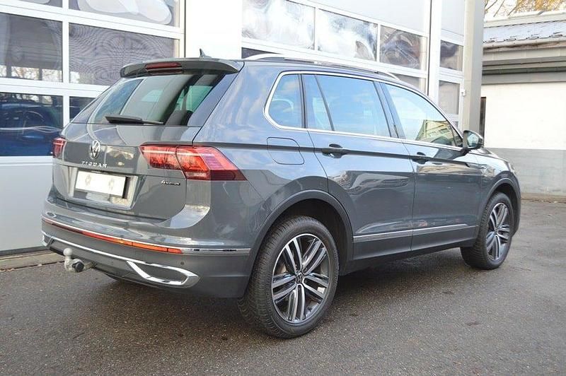 Gebraucht VW Tiguan Elegance 200 PS (147 kW) 2023 SUV