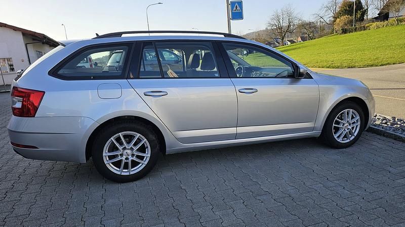 Gebraucht Skoda Octavia Ambition 150 PS (110 kW) 2019 Kombi