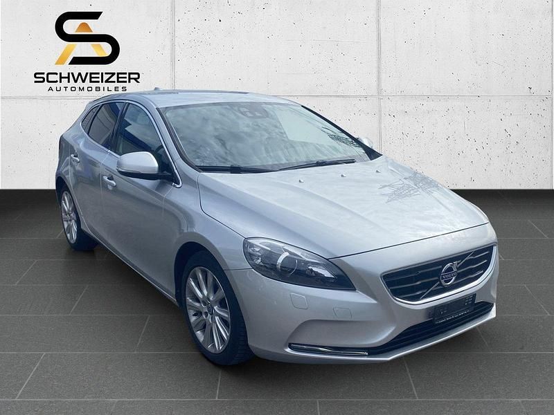 Gebraucht Volvo V40 Summum 177 PS (130 kW) 2012 Silber Kombi
