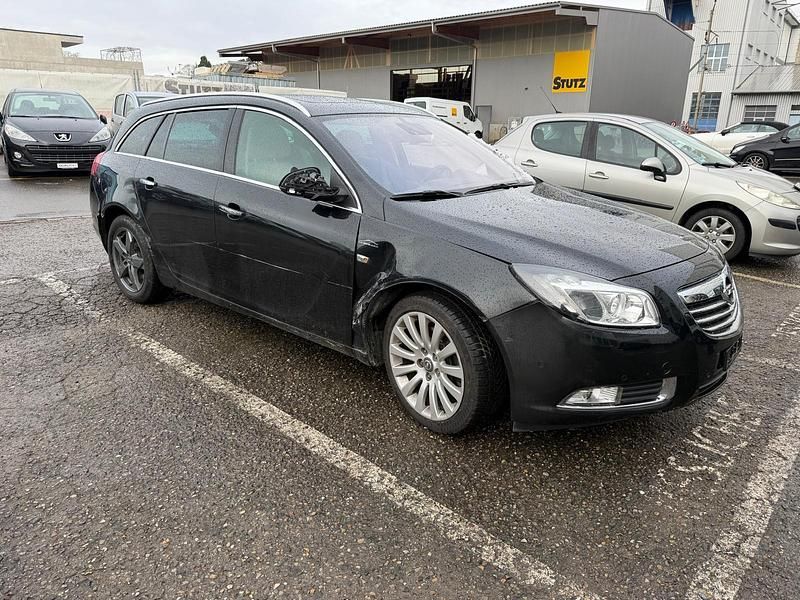 Gebraucht Opel Insignia Sport 220 PS (161 kW) 2010 Kombi
