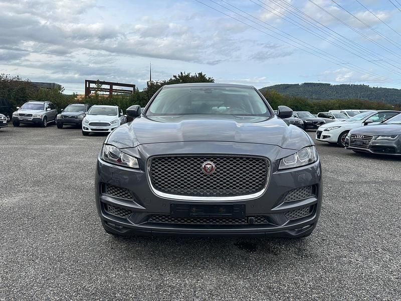Gebraucht Jaguar F-Pace Pure 180 PS (132 kW) 2017 SUV
