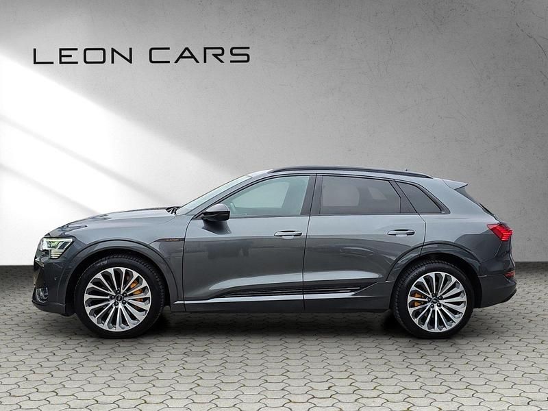 Gebraucht Audi e-tron S-Line 300 kW (408 PS) 2022 SUV