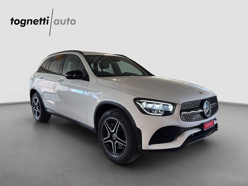 Gebraucht Mercedes GLC200 Night 197 PS (144 kW) 2022 SUV