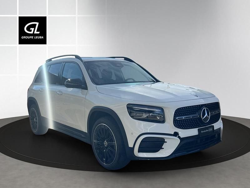 Weiss Neu 2026 Mercedes GLB250 SUV | CHF 72’650 (Fairer Preis) - Bild 1/4
