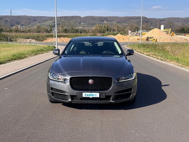 Gebraucht Jaguar XE Pure 250 PS (183 kW) 2019 Limousine