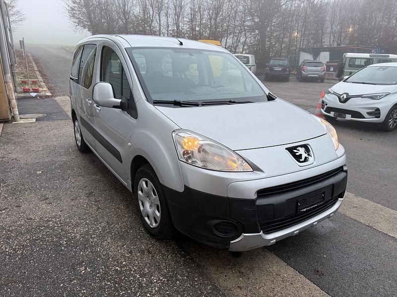 Gebraucht Peugeot Partner 90 PS (66 kW) 2010 Van / Kleinbus