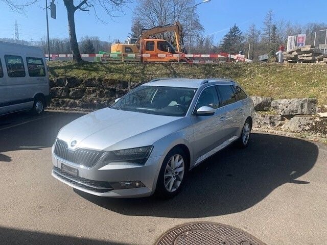 Gebraucht 2017 Skoda Superb Style Kombi | CHF 12’900 (Fairer Preis) - Bild 1/4