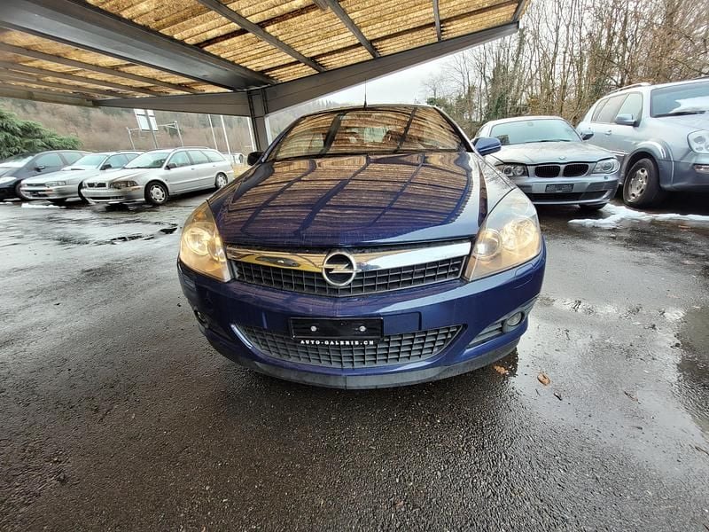 Gebraucht Opel Astra Enjoy 140 PS (102 kW) 2007