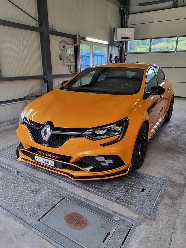 Orange Gebraucht 2019 Renault Mégane IV Trophy Limousine | CHF 36’900 - Bild 1/4