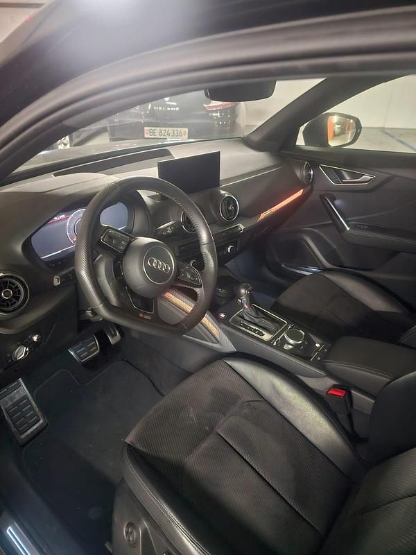 Gebraucht Audi SQ2 301 PS (221 kW) 2019 SUV