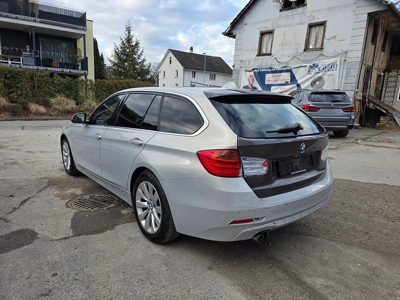 Gebraucht BMW 328 Luxury Line 245 PS (180 kW) 2013 Kombi