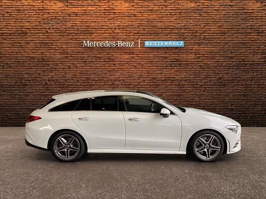 Gebraucht Mercedes CLA250 Shooting Brake AMG line 224 PS (164 kW) 2022 Weiss Kombi