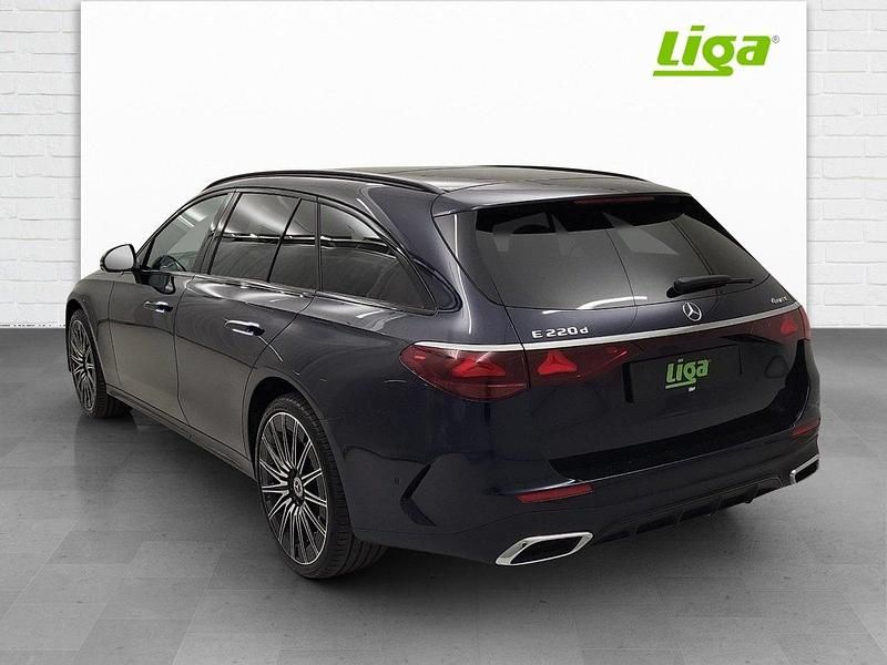 Gebraucht Mercedes E220 AMG line 220 PS (161 kW) 2024 Kombi