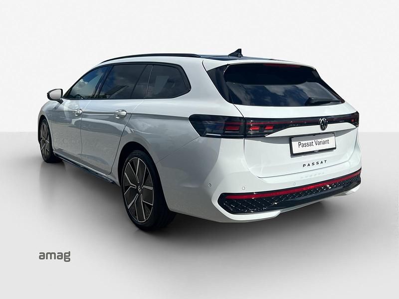 Neu VW Passat R-line 266 PS (195 kW) 2025 Kombi
