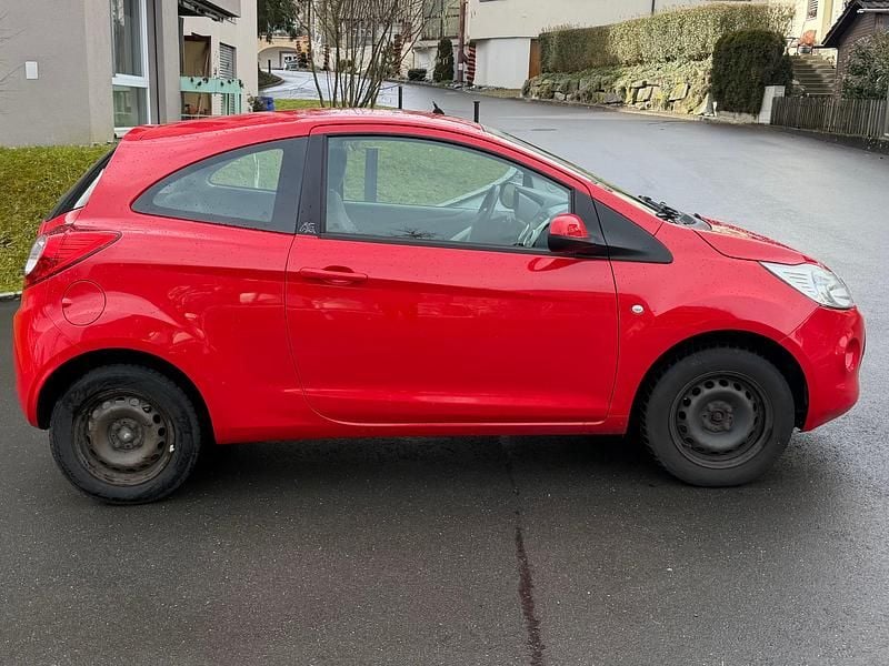 Gebraucht Ford Ka Titanium 69 PS (50 kW) 2012 Kleinwagen