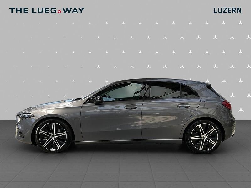 Gebraucht Mercedes A180 Progressive 150 PS (110 kW) 2024 Grau Limousine