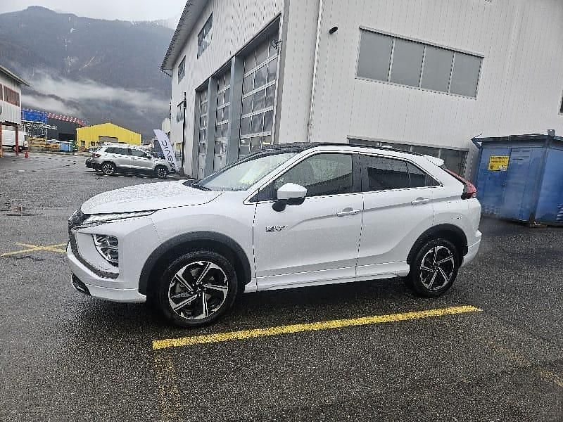 Gebraucht Mitsubishi Eclipse Cross 188 PS (138 kW) 2021 Weiss SUV