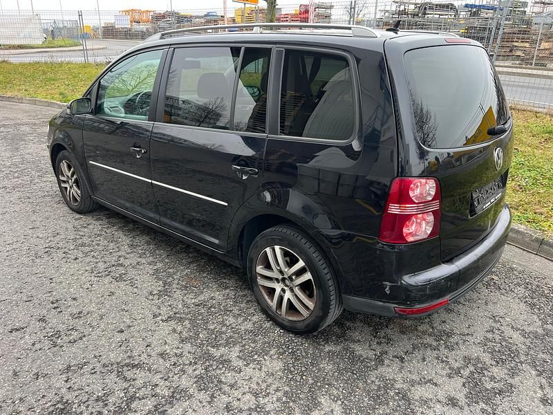 Gebraucht VW Touran Trendline 140 PS (102 kW) 2008 Van / Kleinbus