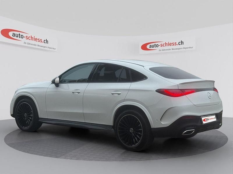 Gebraucht Mercedes GLC200 AMG line 227 PS (166 kW) 2024 SUV