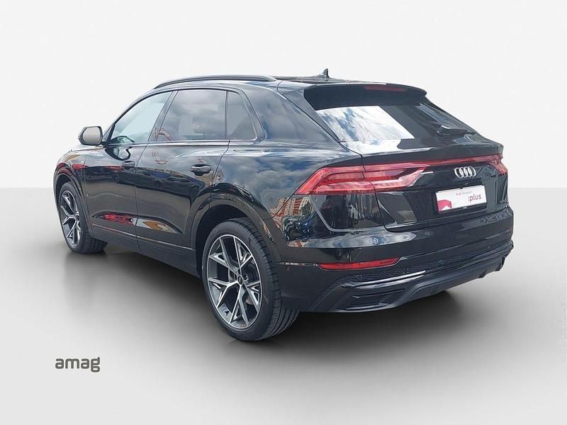 Gebraucht Audi Q8 Black Edition 231 PS (169 kW) 2023 Noir mythe métallisé SUV