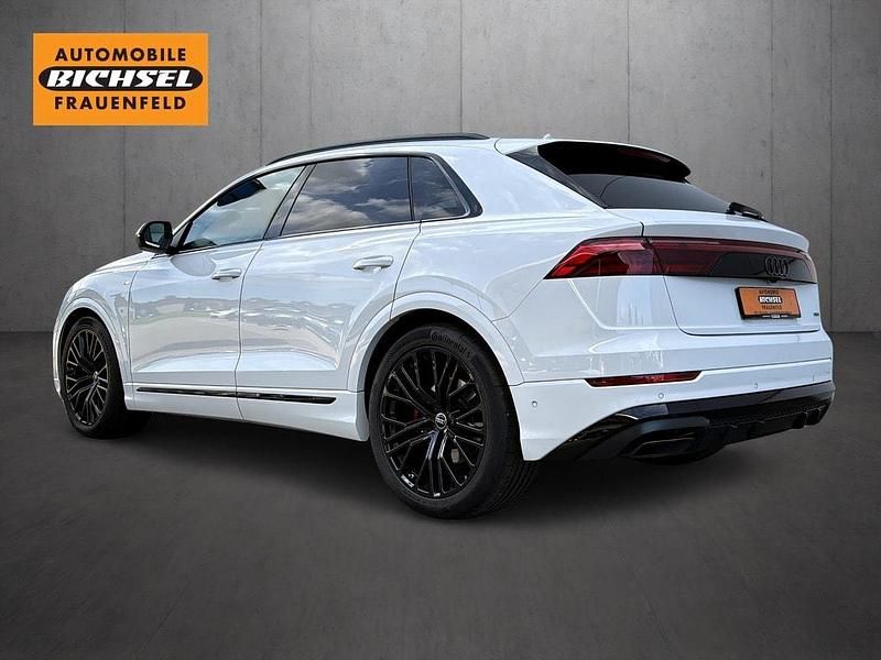 Gebraucht Audi Q8 S-Line 286 PS (210 kW) 2025 SUV