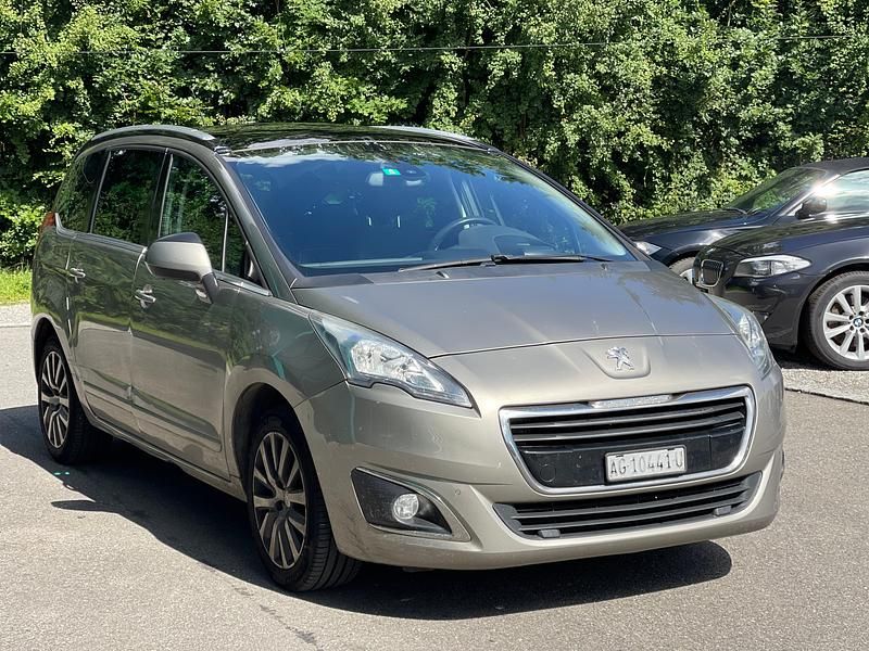 Gebraucht Peugeot 5008 Style 156 PS (114 kW) 2013 Van / Kleinbus