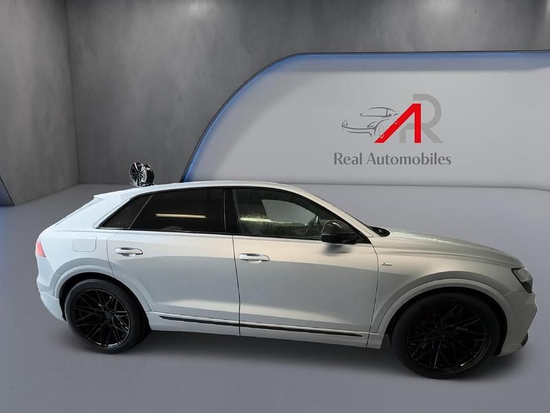 Gebraucht Audi Q8 Premium 462 PS (339 kW) 2021 SUV
