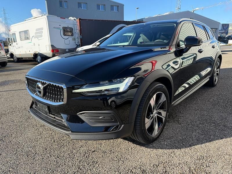 Gebraucht Volvo V60 CC 197 PS (144 kW) 2022 Kombi
